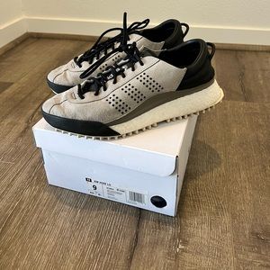 Adidas X AW Hike Lo size 9
